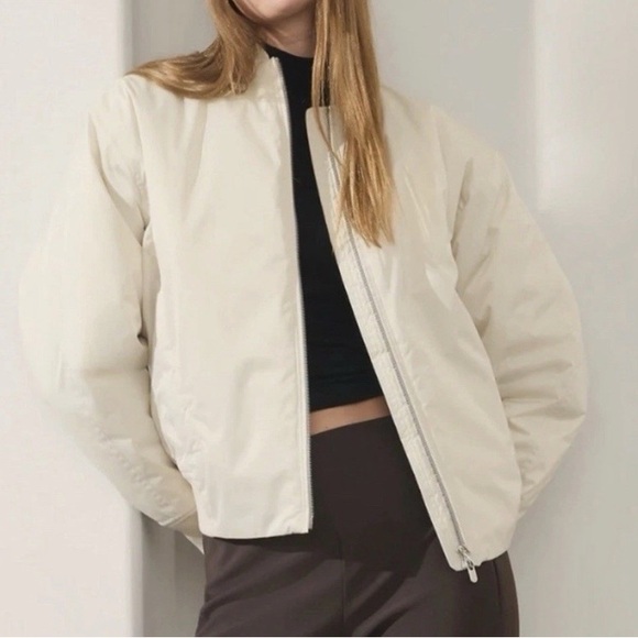Athleta Women's Cream Sateen Bomber Zip Jacket Size XL NWOT - Picture 1 of 9